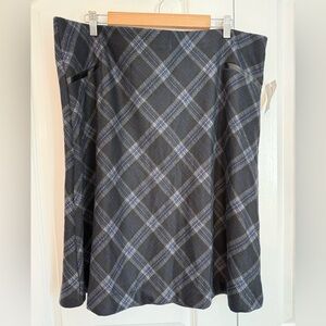 Roz & Ali Navy and Charcoal Plaid A-Line Skirt